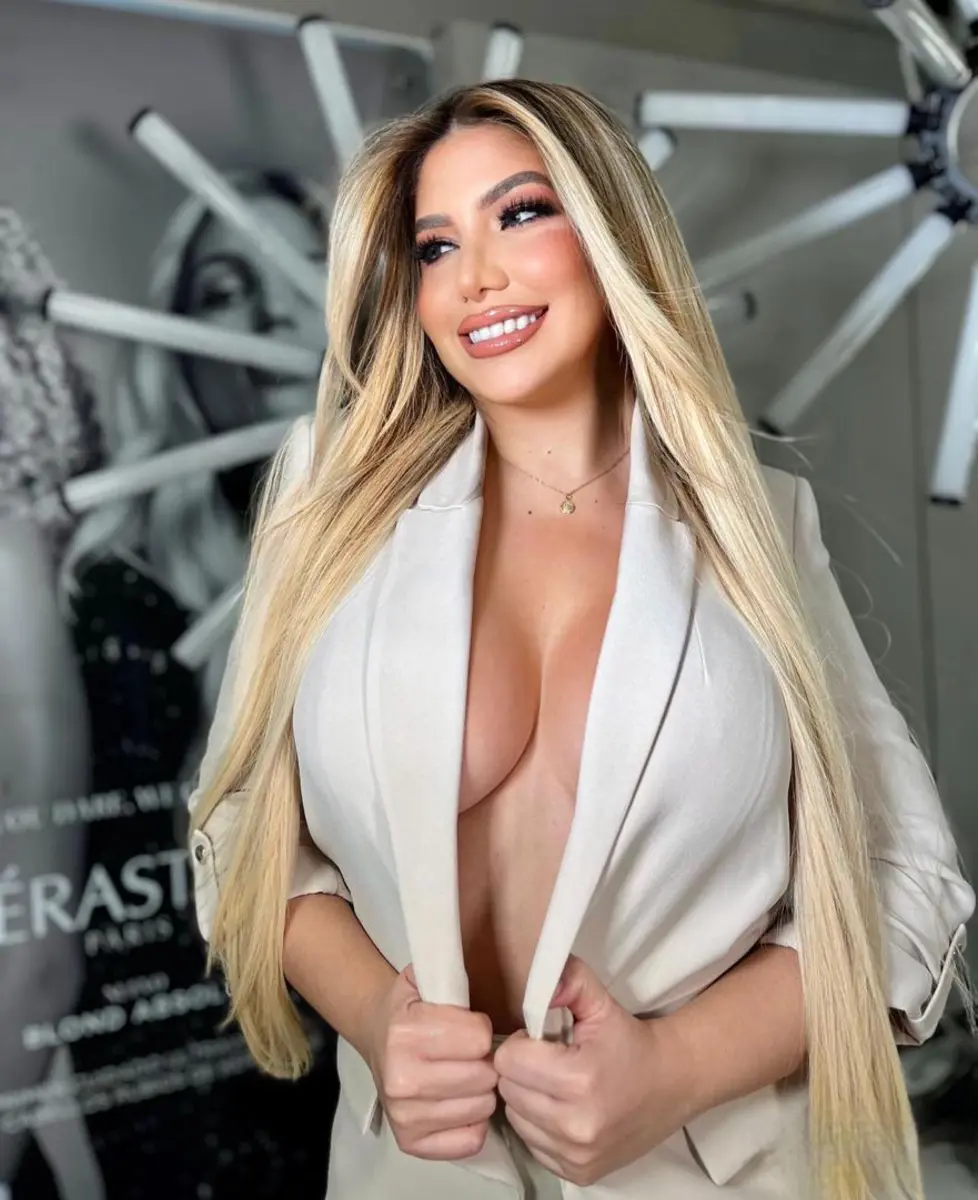 Alexandra escort in Munich