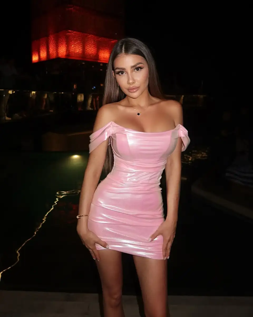 Cecilia escort in Munich