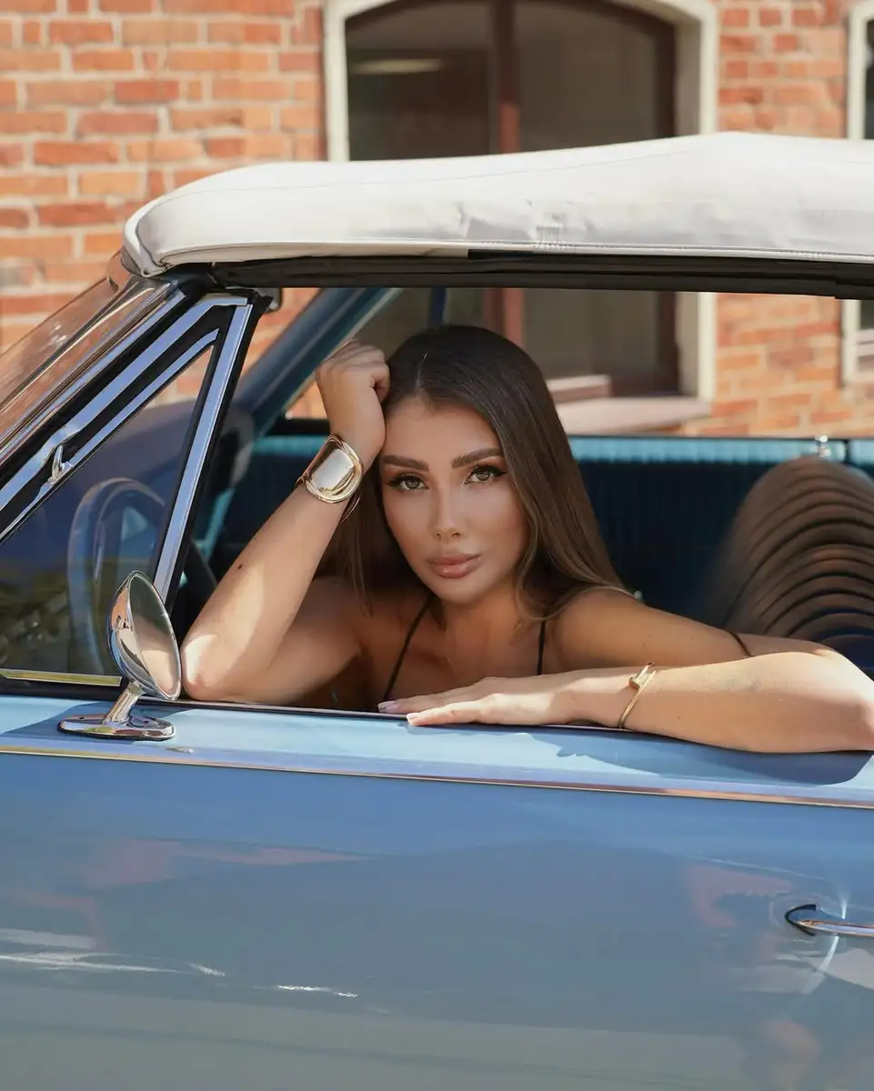 Cecilia escort in Munich