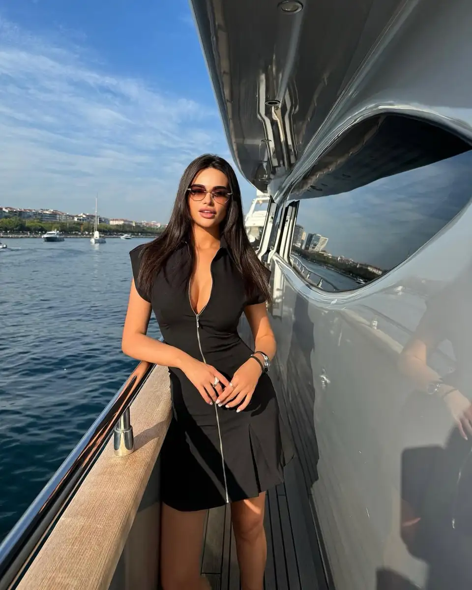 Helena escort in Munich