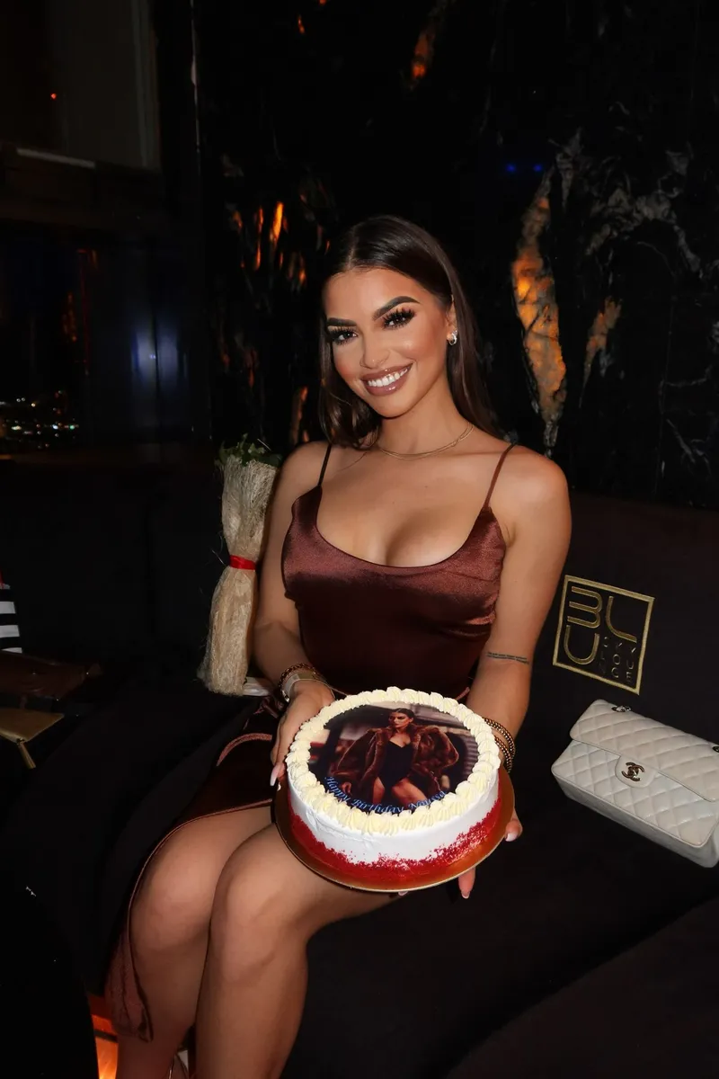 Lindsay escort in Munich