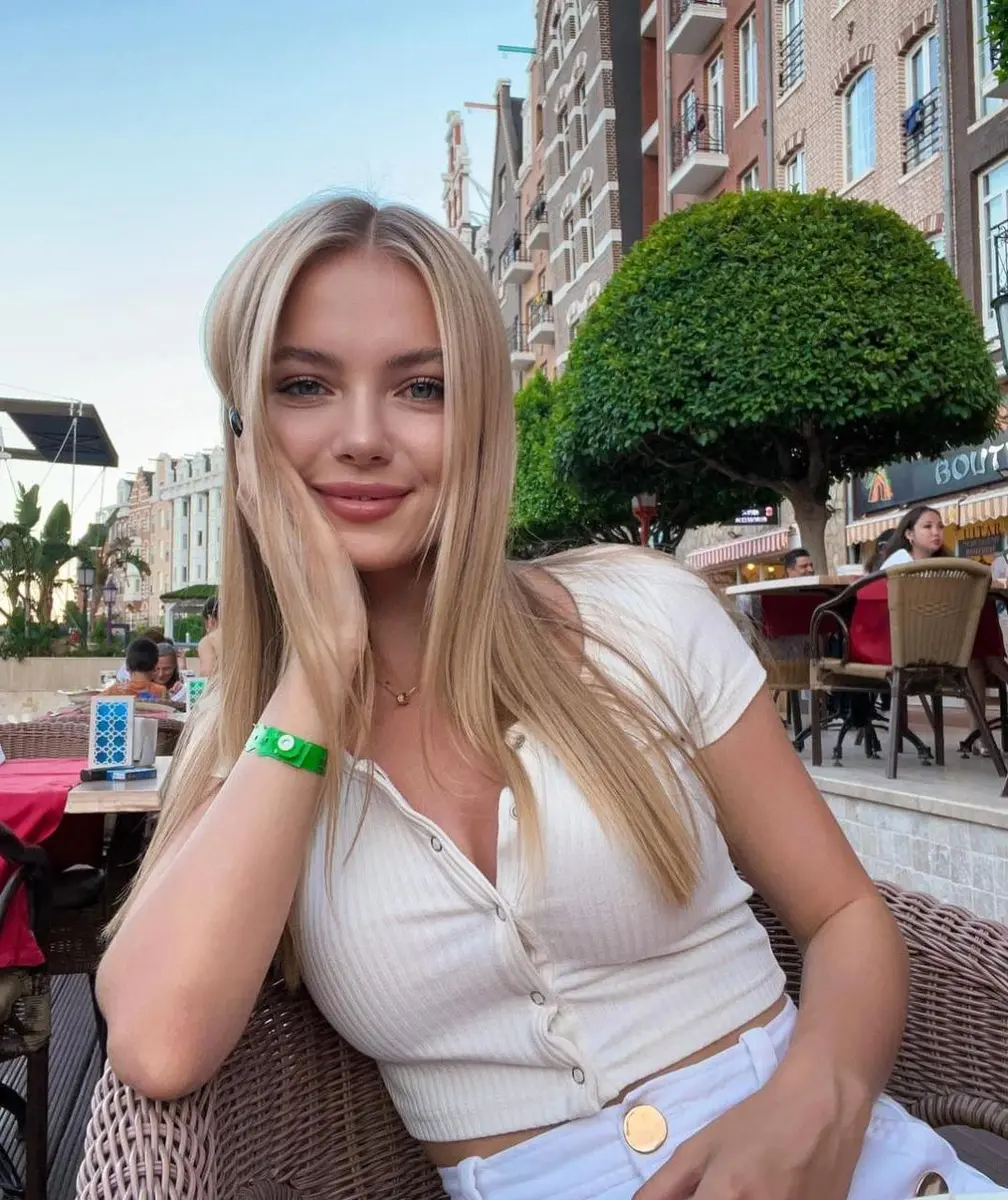 Maisie escort in Munich