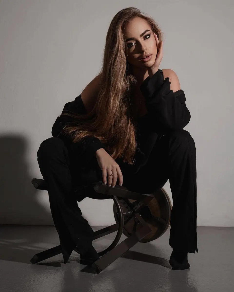 Nessa escort in Munich