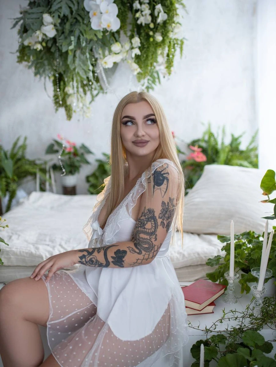 Nesty escort in Munich