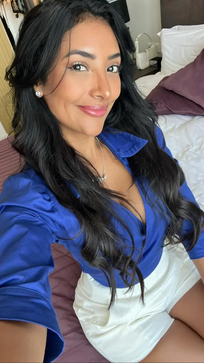 Nina escort in Munich