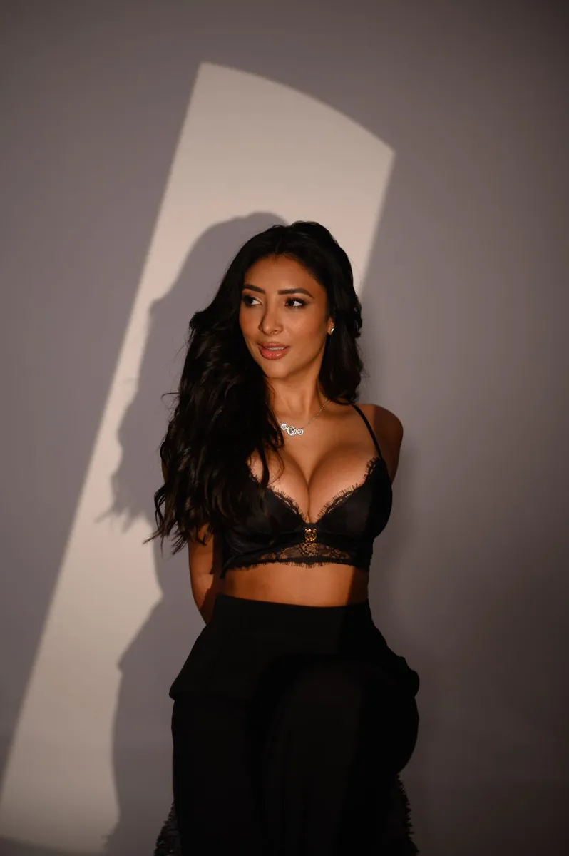 Nina escort in Munich