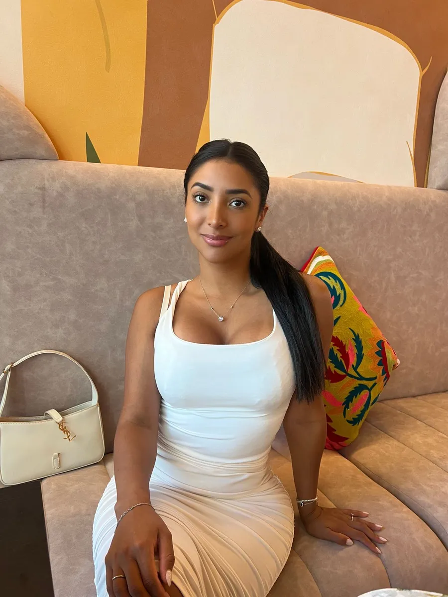 Nina escort in Munich