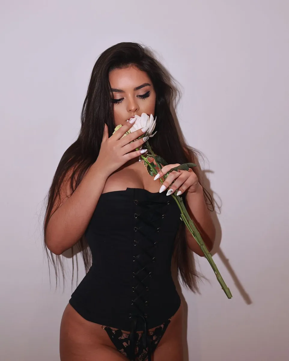 Sarah escort in Munich