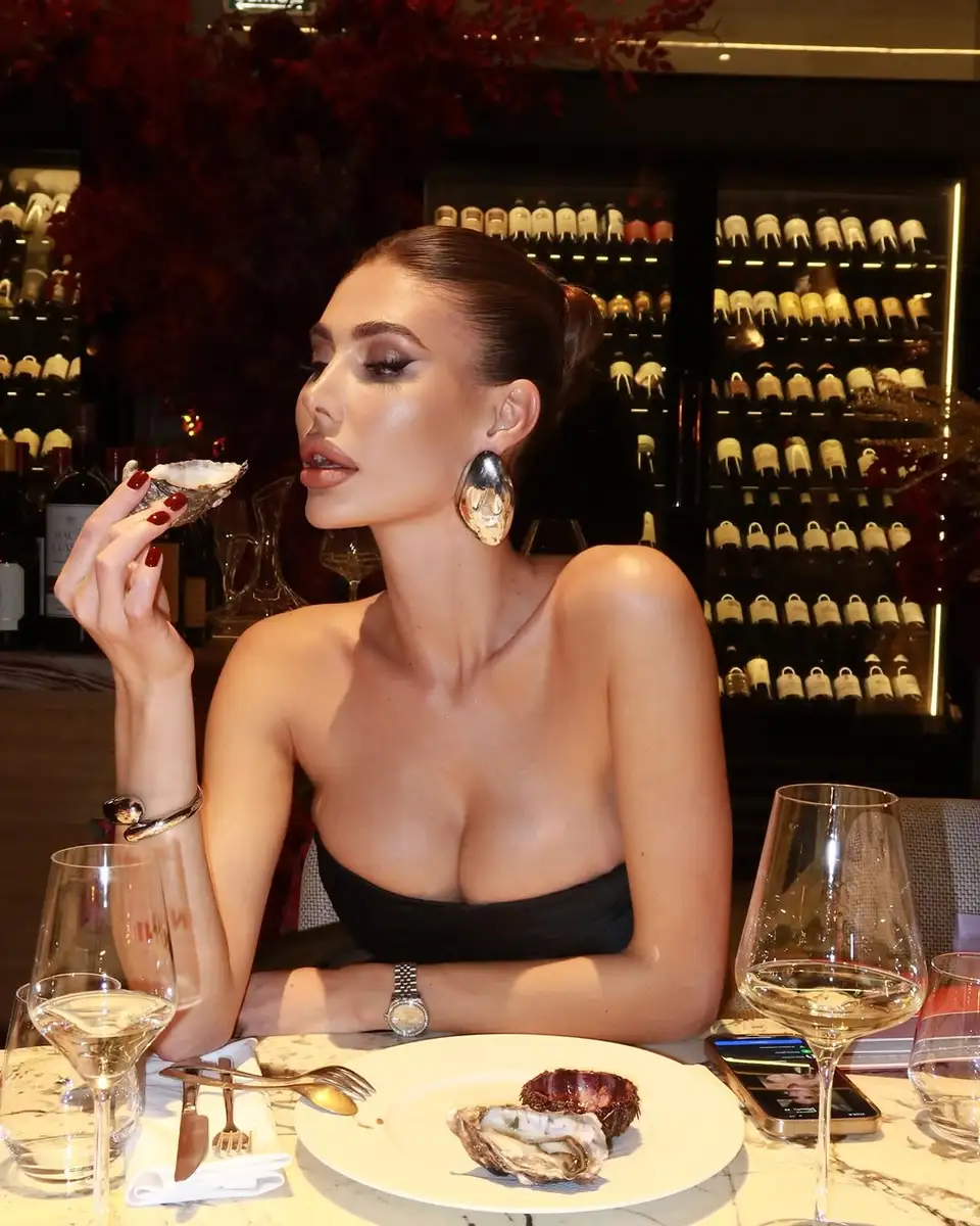 Seraphina escort in Munich