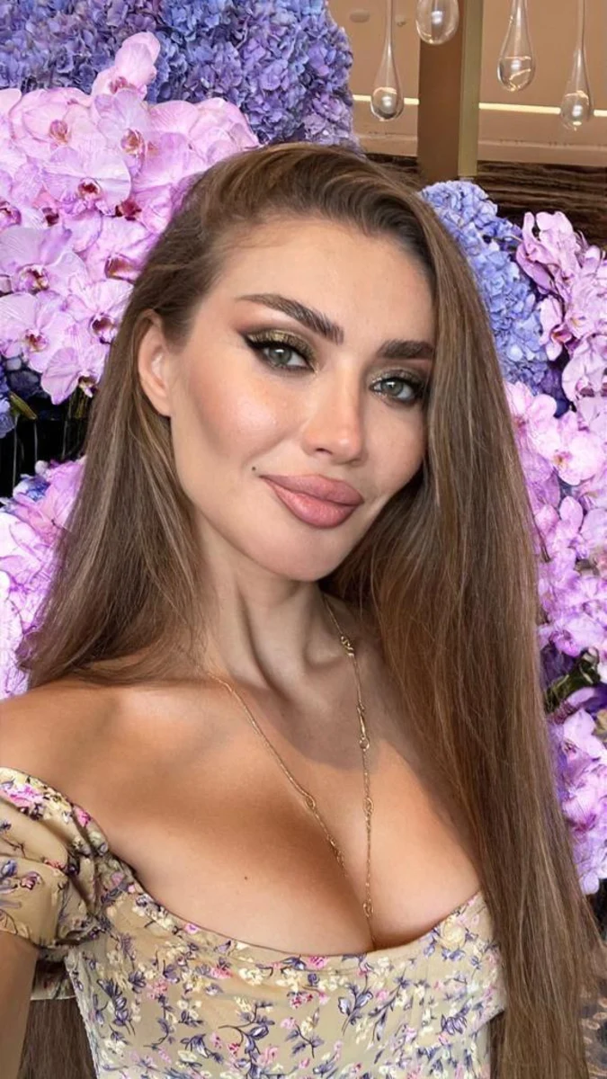 Valentina escort in Munich
