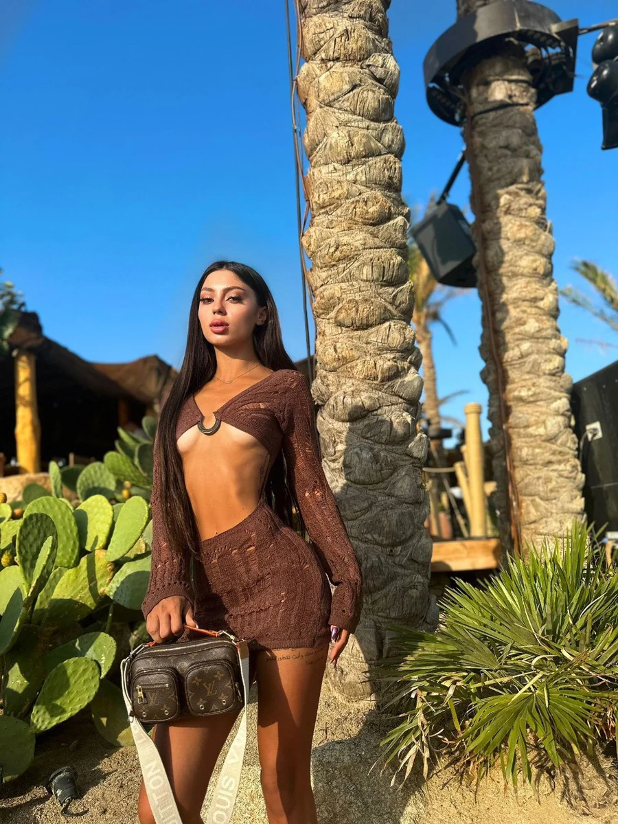 Violet escort in Munich