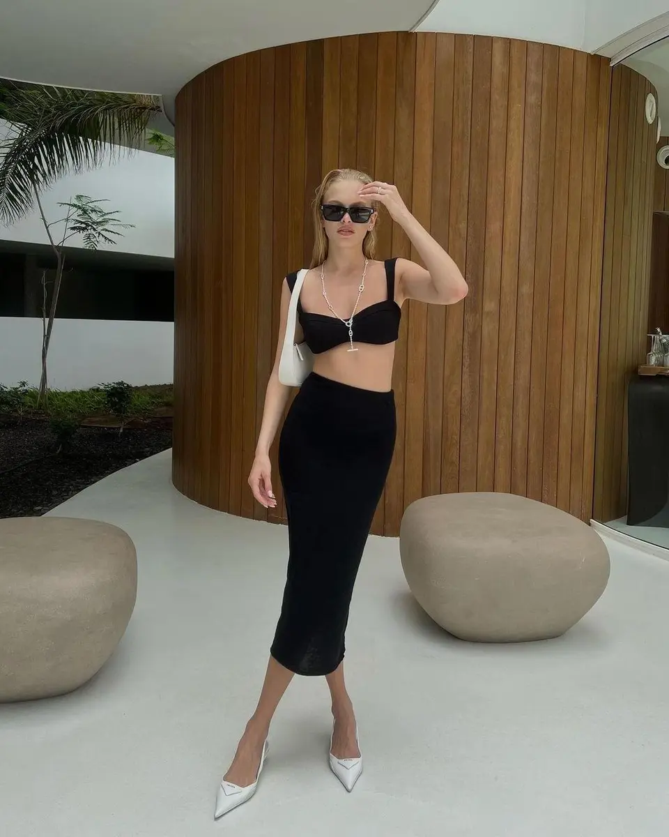 Zinnia escort in Munich